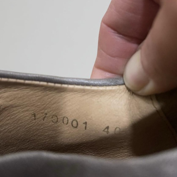 Anthropologie / All Black Two-Tone Leather Slip-On Shoes - Picture 4 of 5